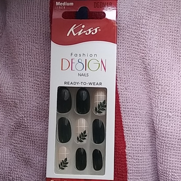 Kiss Other - Ready to wear nails